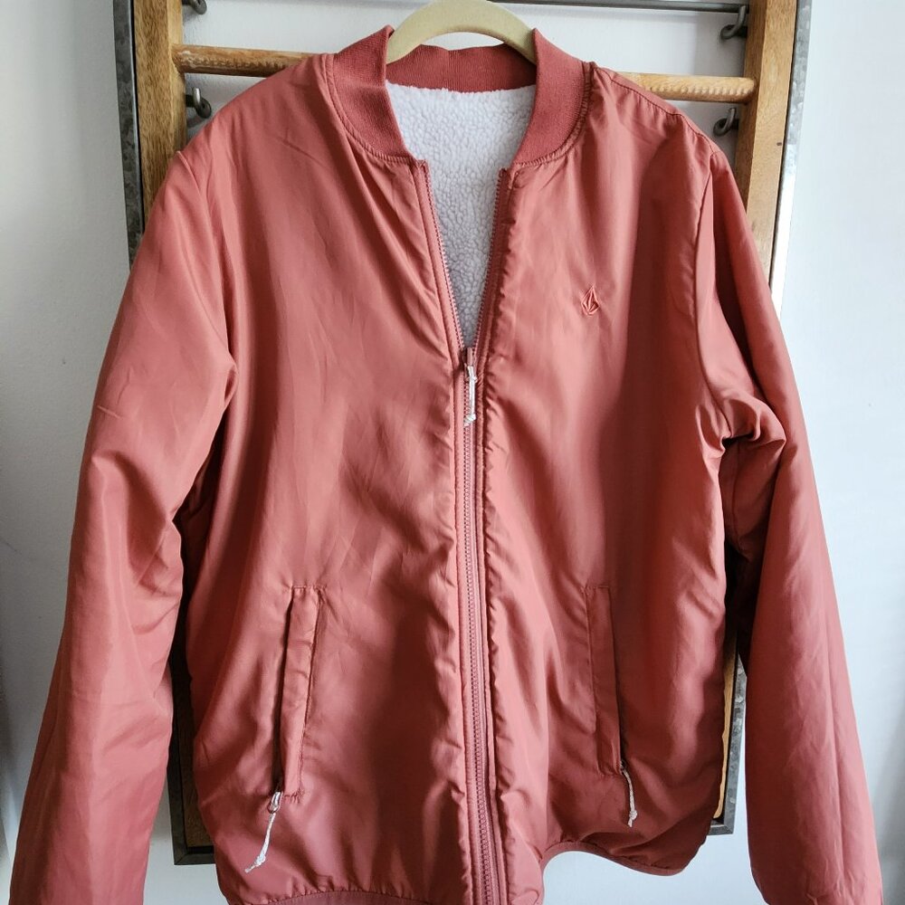 VOLCON women's water-resistant, reversible jacket, size L
